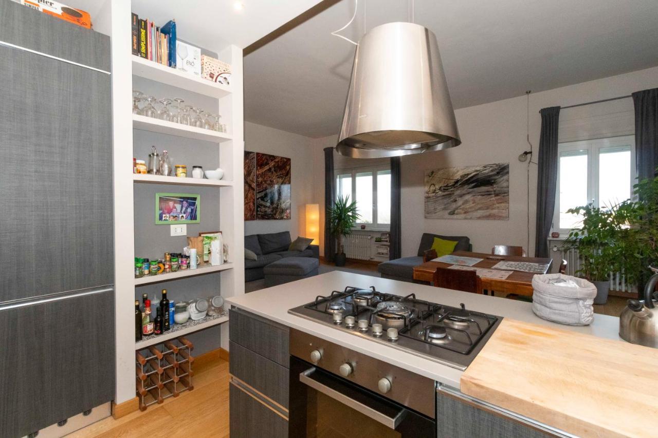 Charming Apartment With Parking! Torino Eksteriør bilde