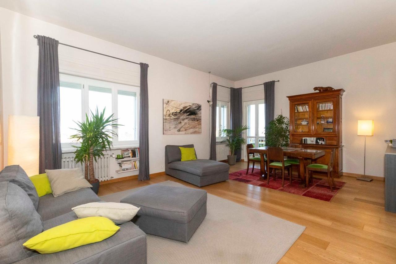 Charming Apartment With Parking! Torino Eksteriør bilde