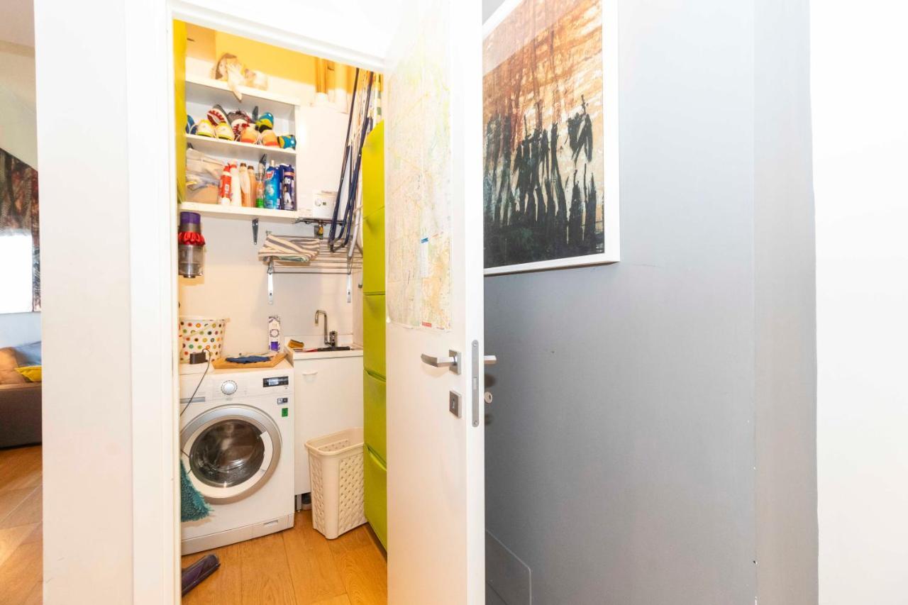Charming Apartment With Parking! Torino Eksteriør bilde